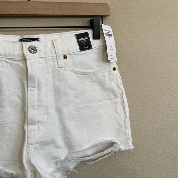 NEW NWT Abercrombie & Fitch Annie High Rise Distressed Cut-Off Denim Shorts 26 - Picture 6 of 11